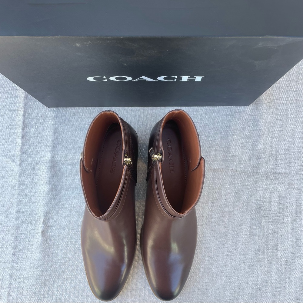 NWT Coach Debi Leather Bootie Walnut 10 - Picture 6 of 6